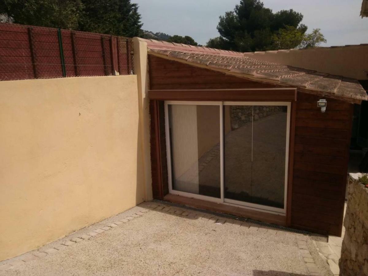 Вилла Tres Confortable Studio Maison Au Pied Dufaron Тулон Экстерьер фото